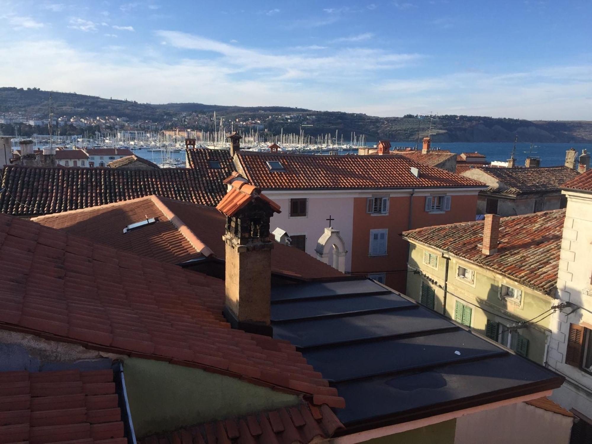 Apartmaji Sara, Izola - Isola エクステリア 写真